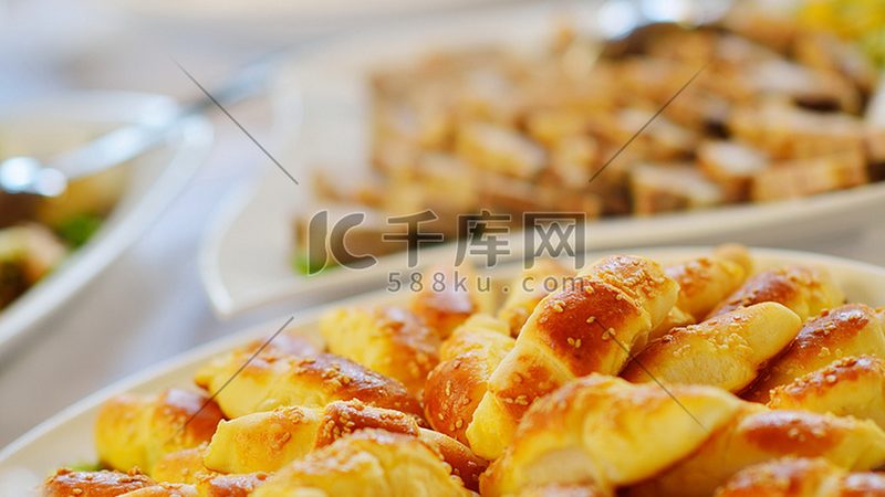 揭秘小食品代加工：批发报价背后的秘密